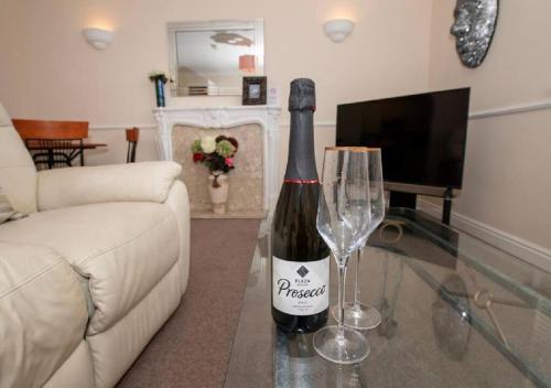 Puffin Beautifully Furnished Double Bedroom Apartment