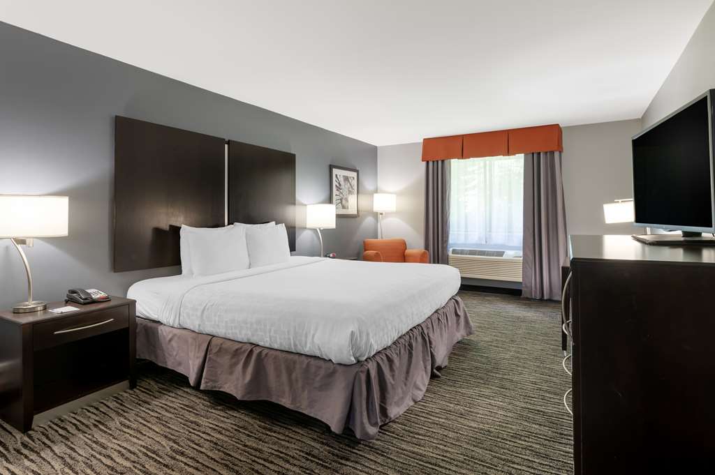 Best Western University Inn At Valparaiso - photo 19