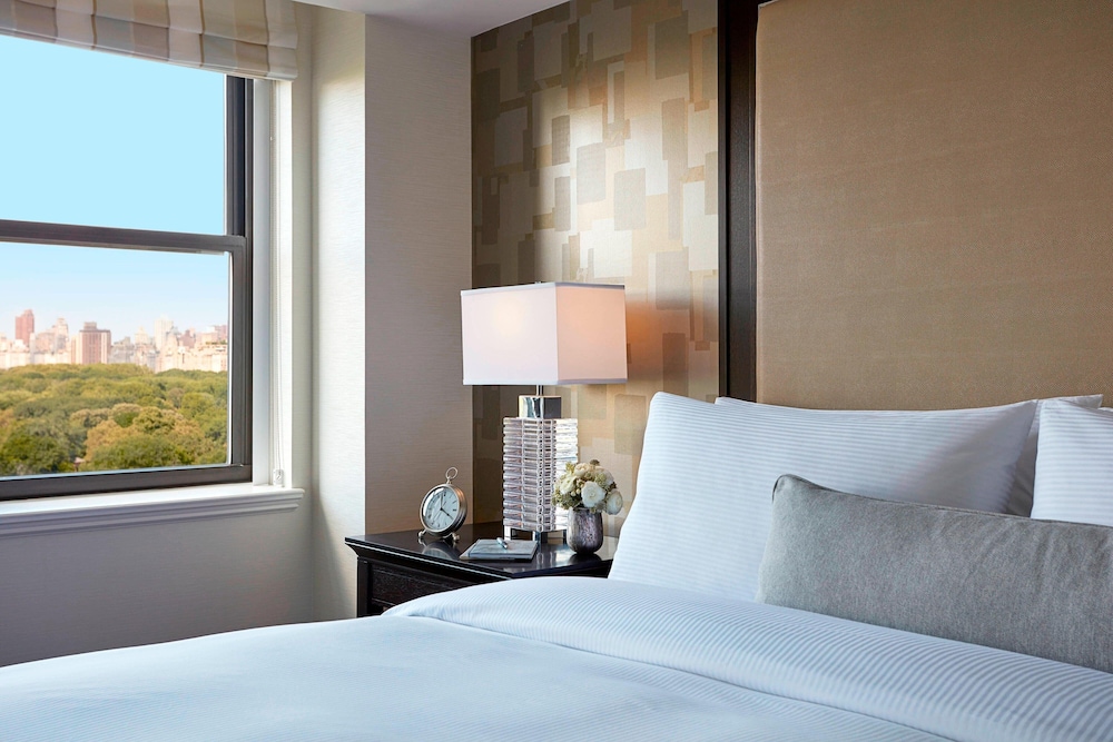 JW Marriott Essex House New York - photo 15