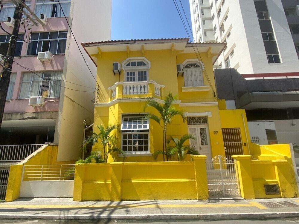 Sunflower Hostel — 4-Star Luxury Hotel in Salvador, Brasil