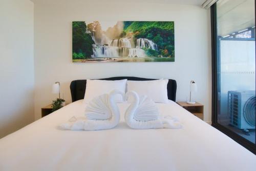 New and Modern 2BR Gem in Rundle Mall — 4-Star Luxury Hotel in Adelaide, Australia