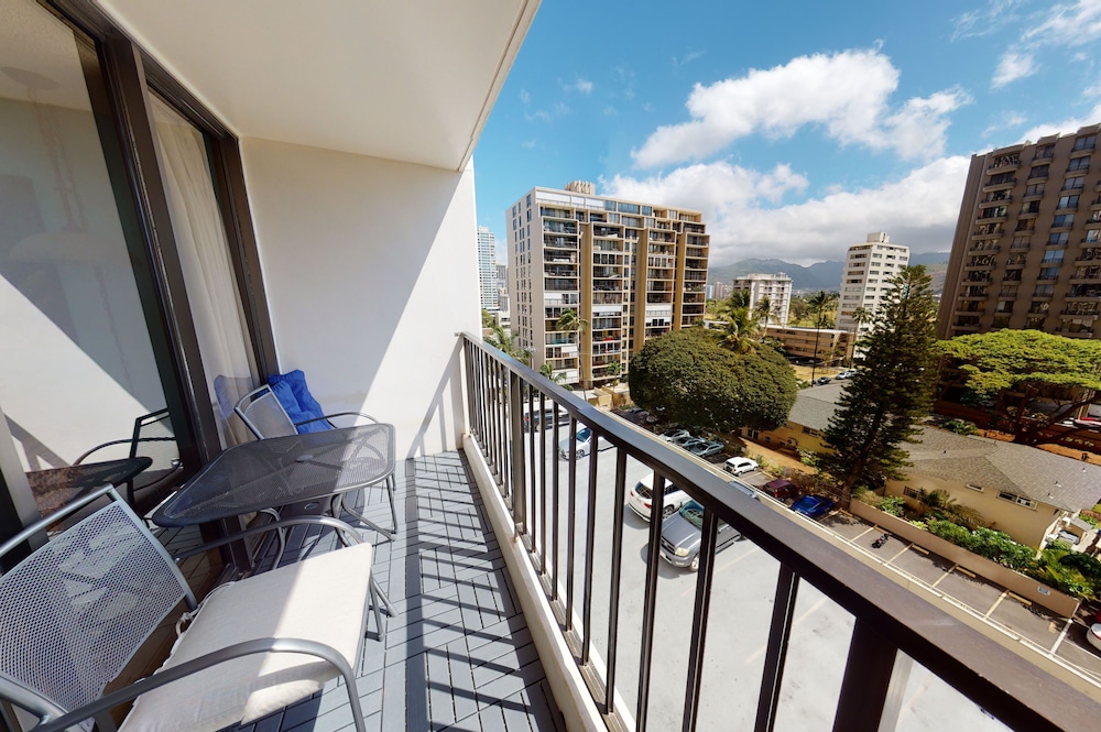 Waikiki Banyan High Level Condo with Private Lanai by Koko Resort Vacation Rentals - photo 108