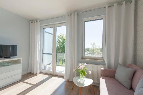 Studio w parku nad zatoką — 4-Star Luxury Hotel in Puck, Poland