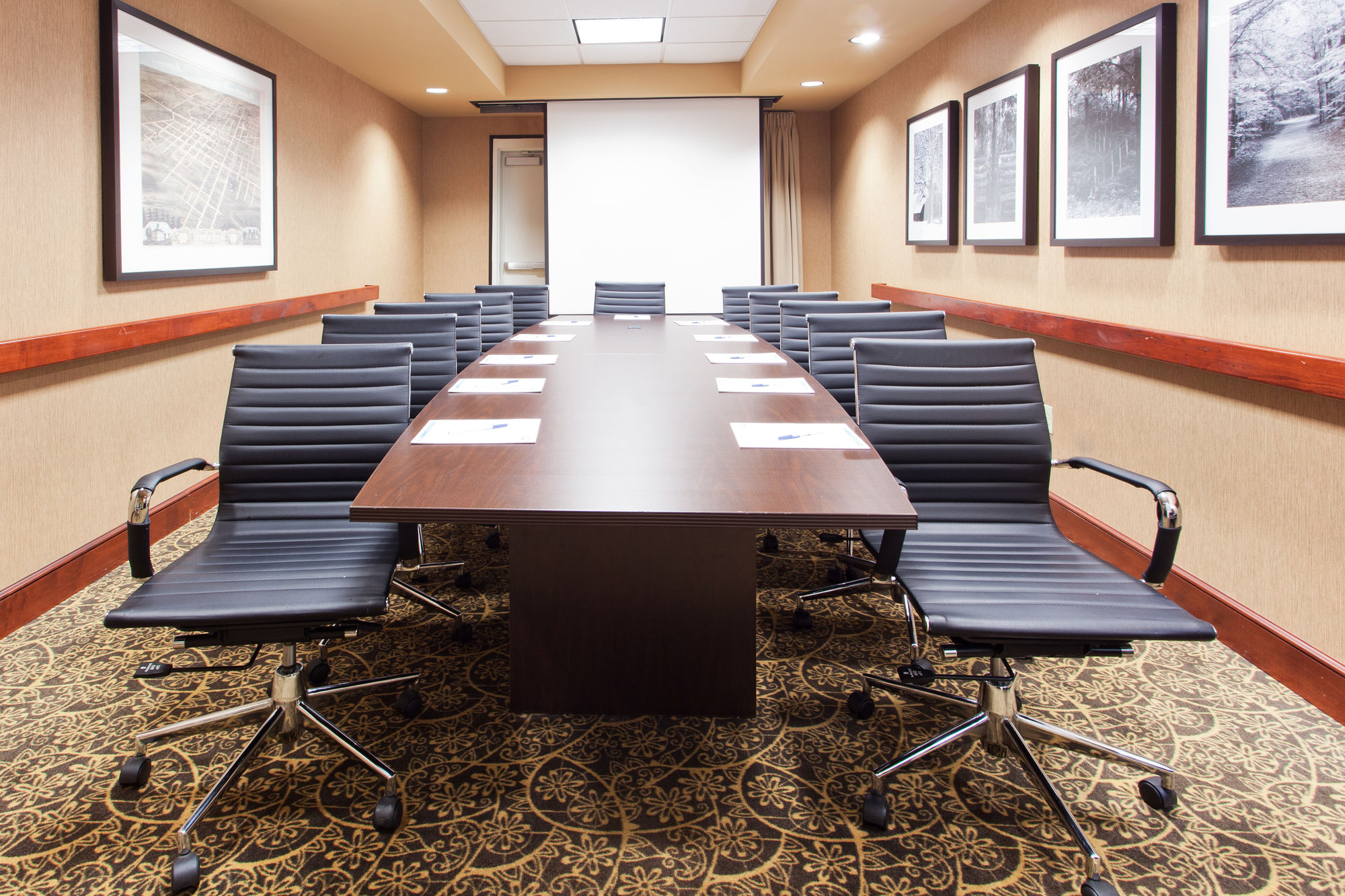 Holiday Inn Express Hotel and Suites Jackson NE