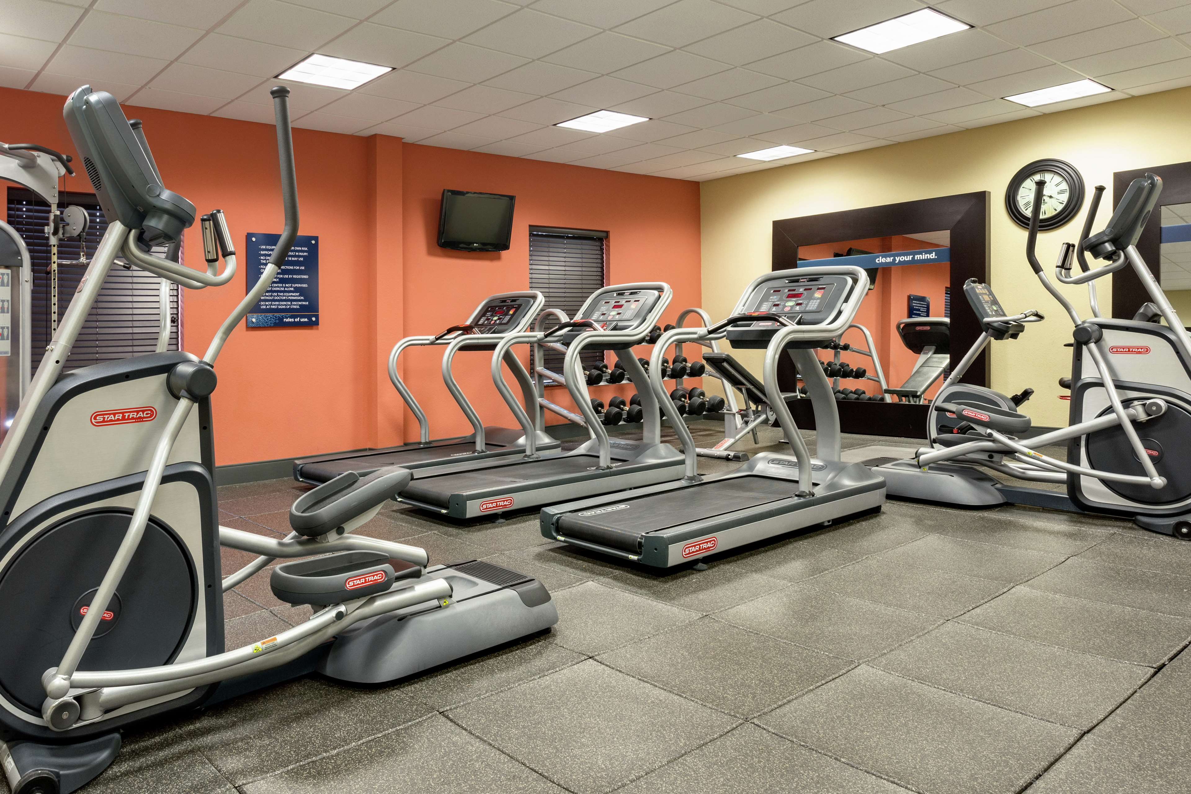 Hampton Inn & Suites Prattville - photo 11
