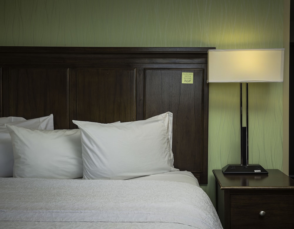 Hampton Inn & Suites Suisun City Waterfront - photo 5