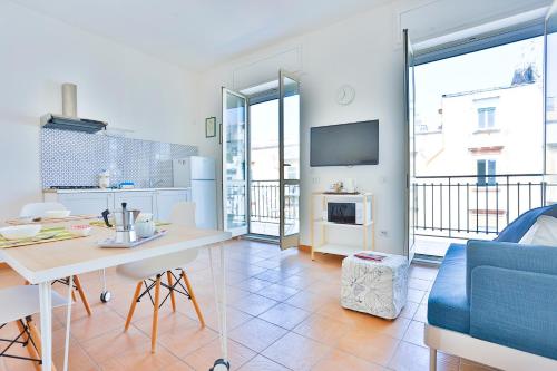 GuestHost Solaria House Foria — 4-Star Luxury Hotel in Naples, Italy