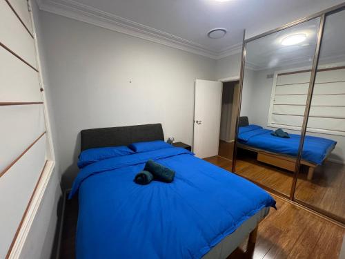 2 Green Room - carbon neutral hotel in Beecroft