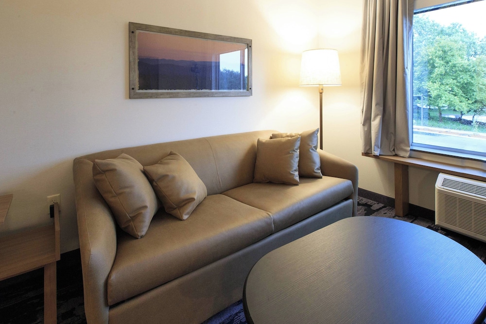 Fairfield Inn & Suites by Marriott Philadelphia Valley Forge Great Valley - photo 18