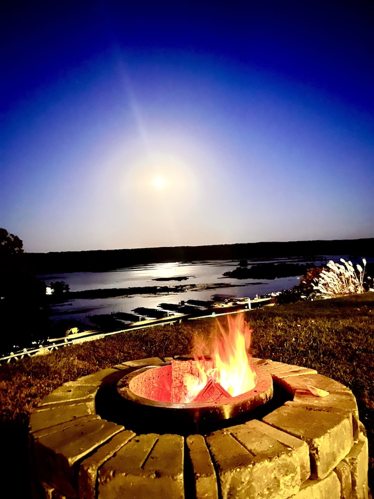 Eagle View Motel & Retreat - photo 10