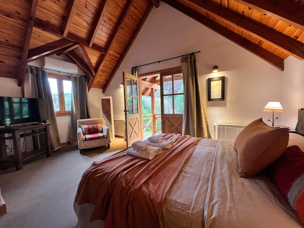 Sieteflores Lodge — 4-Star Luxury Hotel in San Martin De Los Andes, Argentina