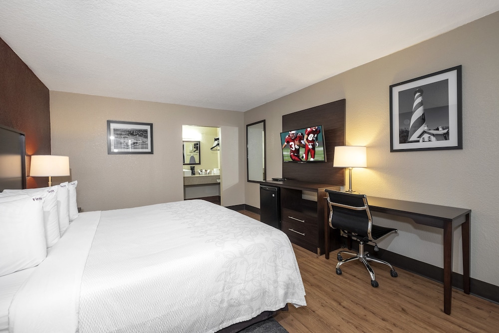 Red Roof Inn PLUS St Augustine - photo 23