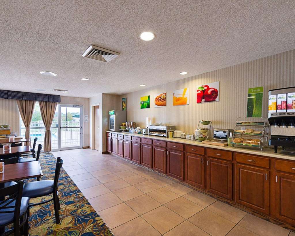 Quality Inn Spring Mills Martinsburg North - photo 30