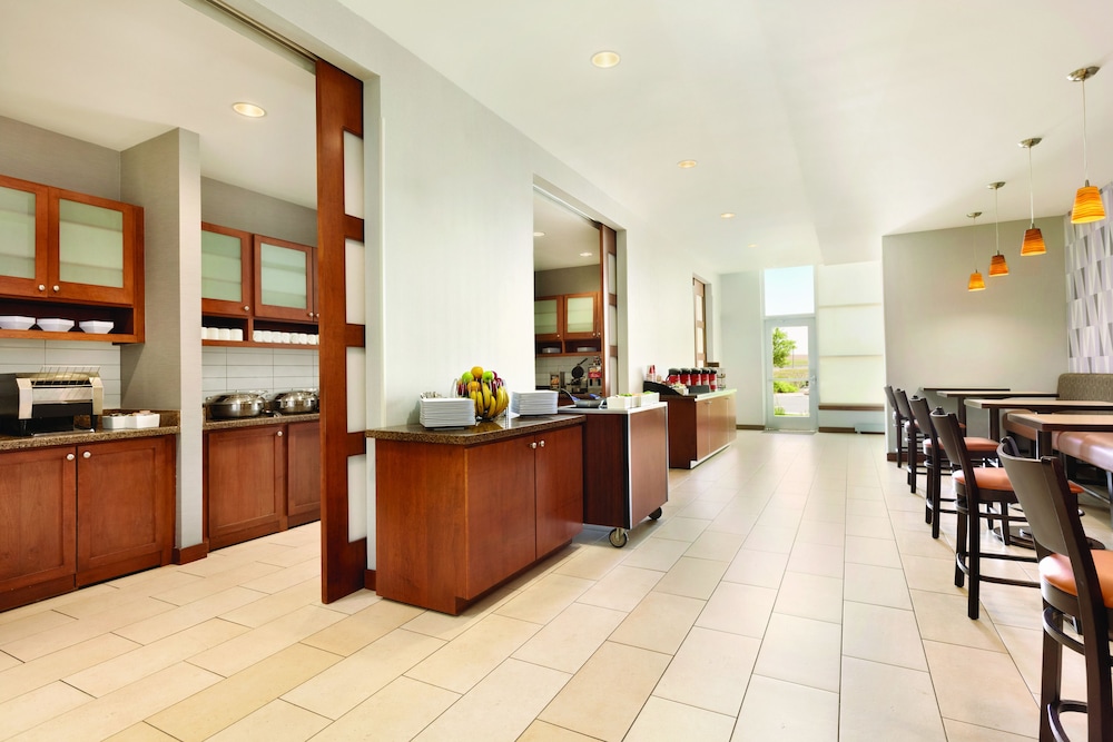 Hyatt House Denver Airport - photo 28