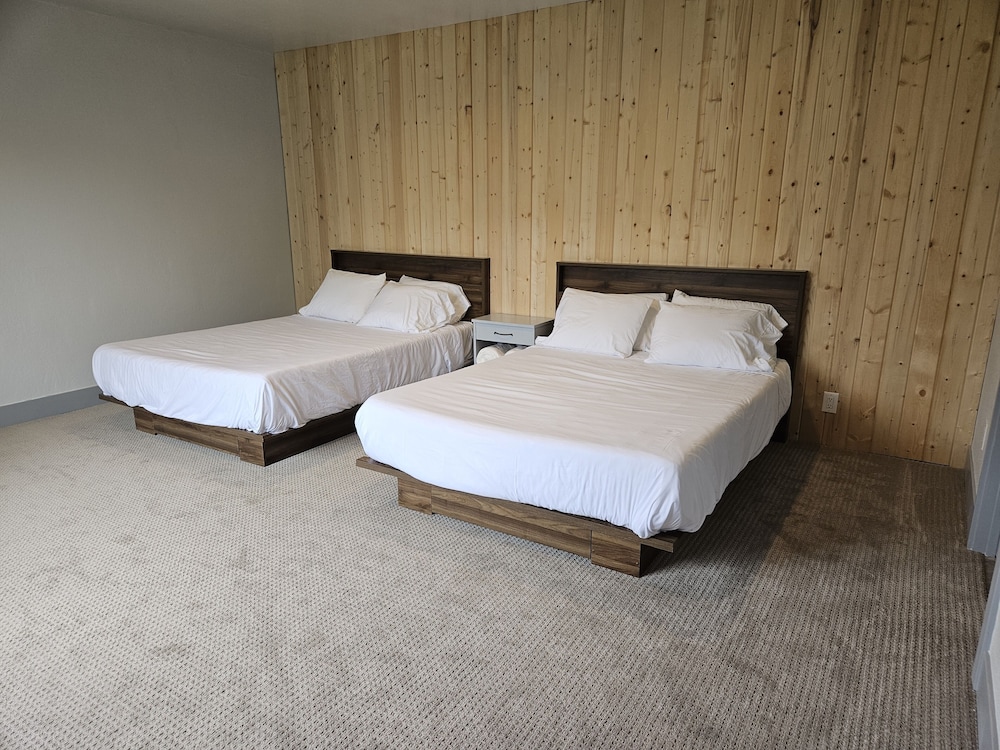 The Black Forest Lodge - photo 4