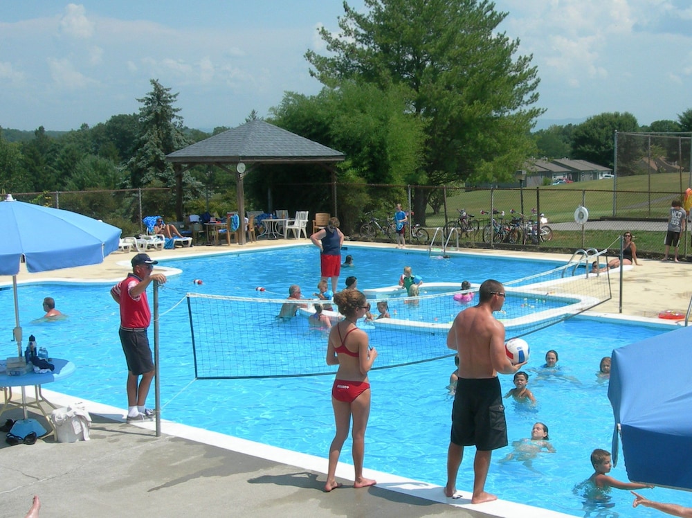 Baneberry Golf and Resort - photo 11