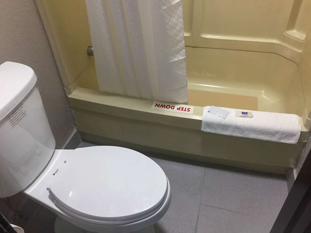 Motel 6 Burnsville MN - photo 17