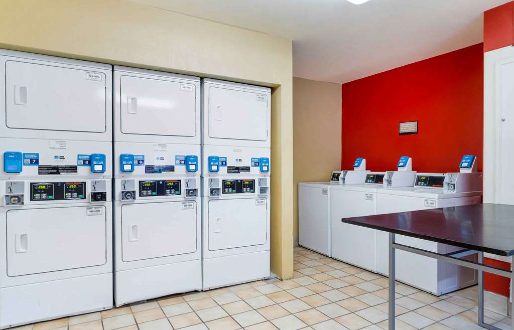 Extended Stay America Suites Houston Galleria Uptown - photo 46