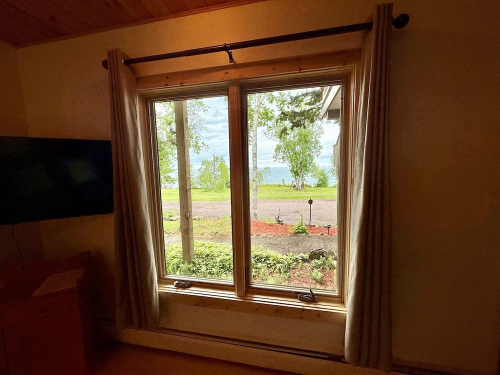 Thomsonite Beach Inn - photo 41