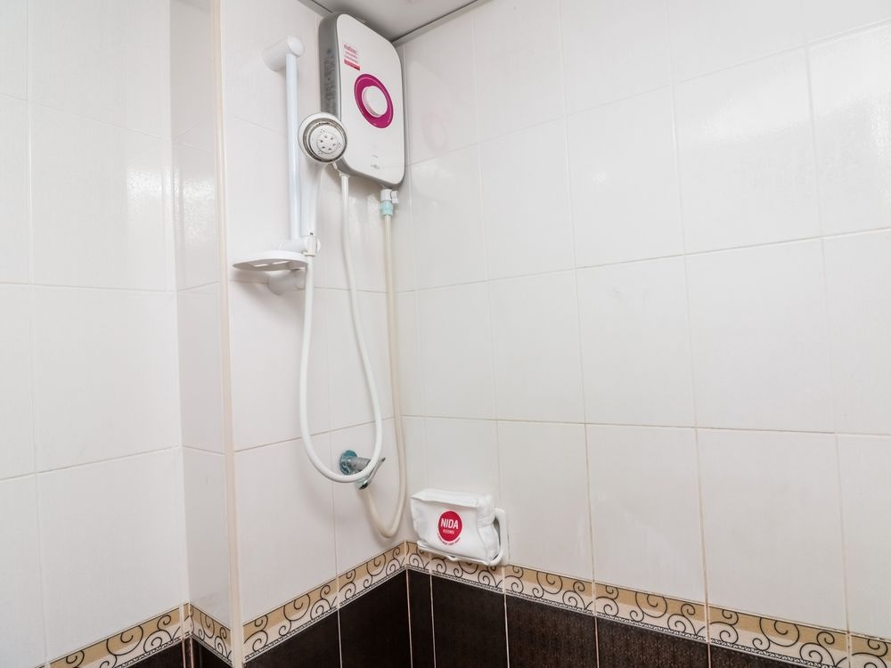 NIDA Rooms Metro Inthamara 169