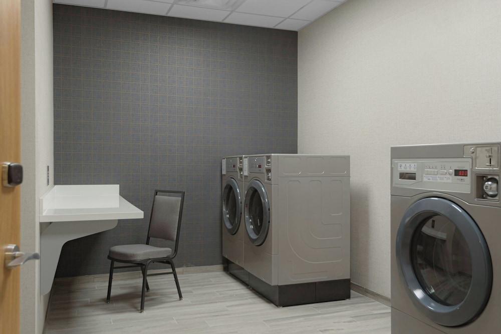 Towneplace Suites By Marriott Cincinnati Oakley - photo 35