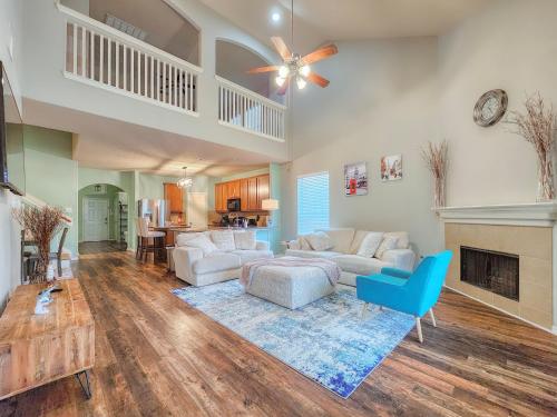 Cozy home with private Jacuzzi — 4-Star Luxury Hotel in Katy, United States