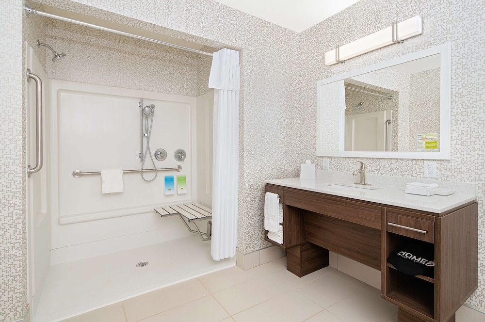 Home2 Suites by Hilton Batesville - photo 21