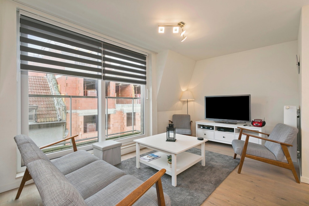 Duplex in Blankenberge Near Seafront — 4-Star Luxury Hotel in Blankenberge, Belgium