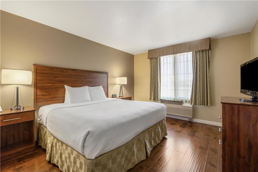 Best Western Plus John Jay Inn & Suites - photo 21