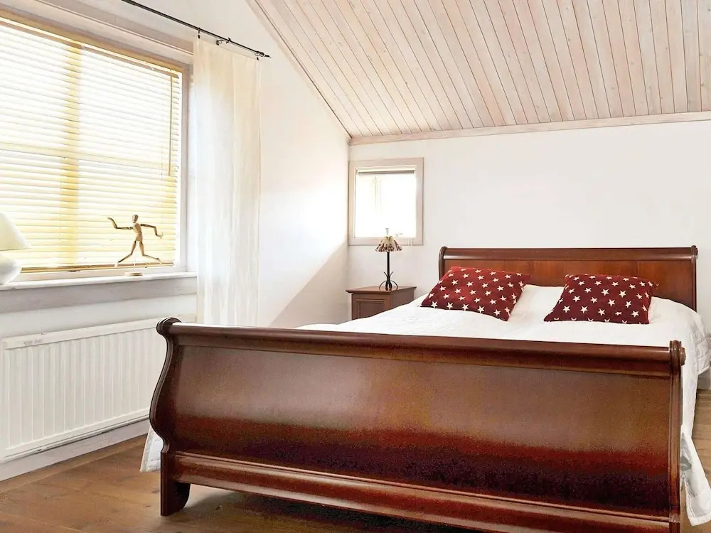 Nice Home In Tjörn With Sauna — 5-Star Luxury Hotel in Skaerhamn, Sweden