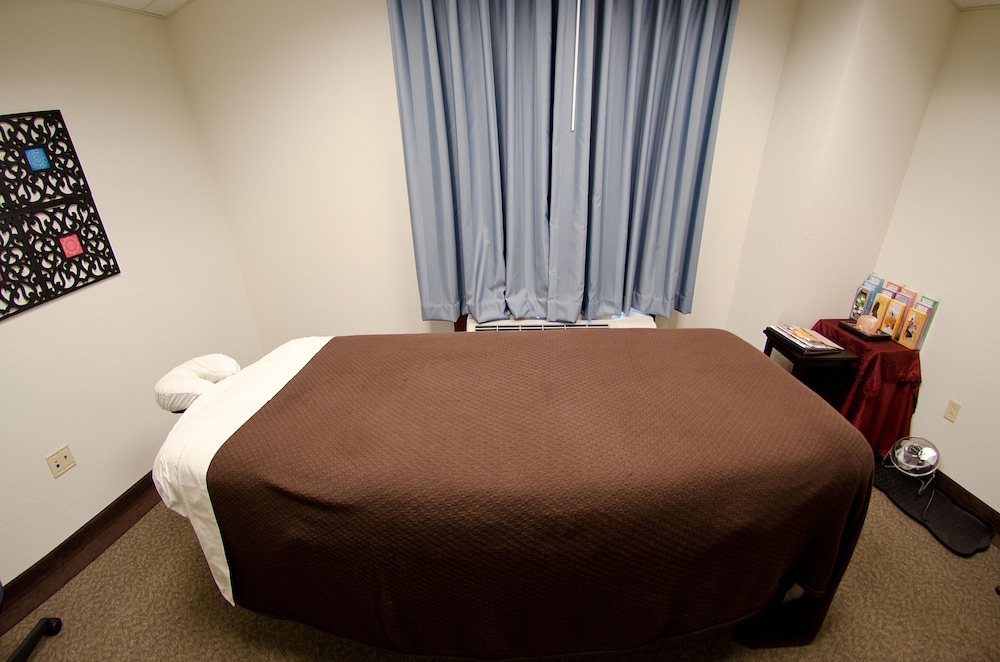 Pleasant Night Inn Carthage Near Fort Drum - photo 25