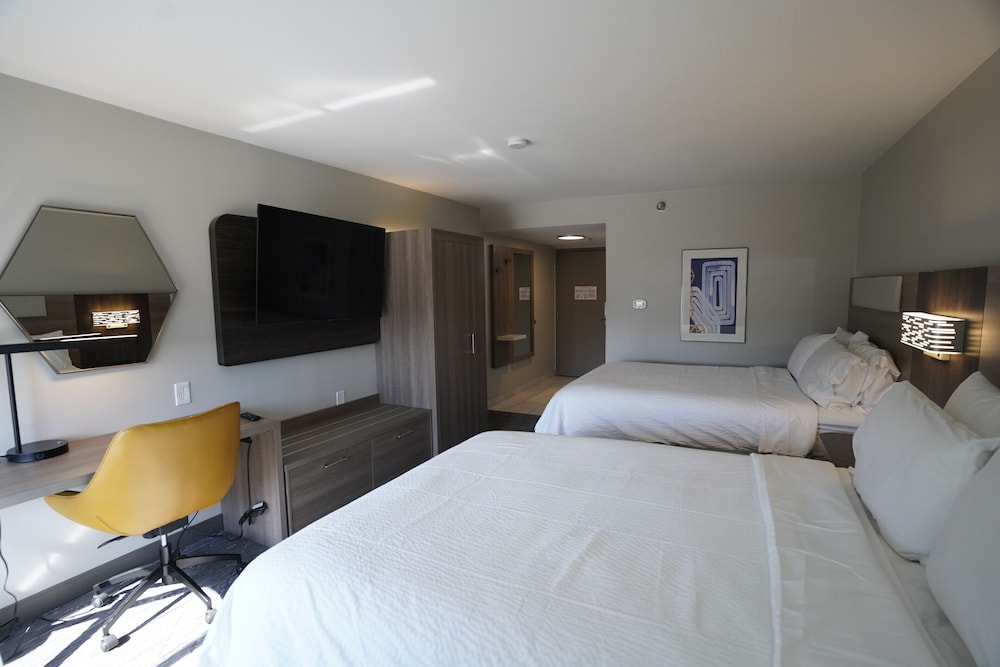 Holiday Inn Express La Junta an IHG Hotel - photo 5