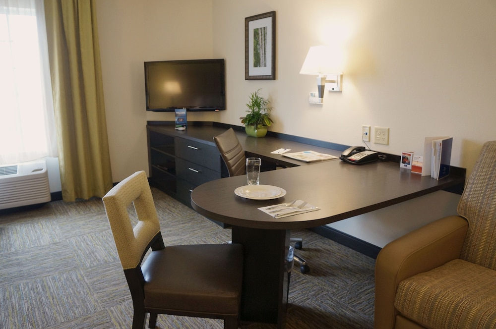 Candlewood Suites Harrisburg Hershey by IHG - photo 18