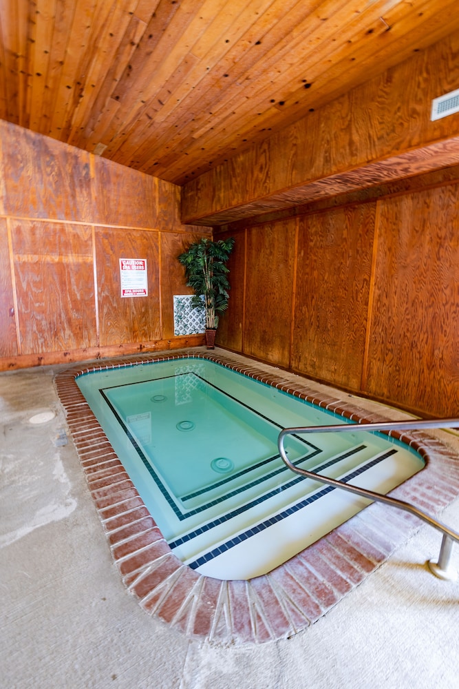 Jot's Resort - photo 87