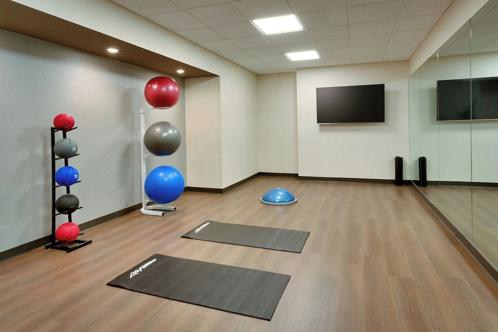 TownePlace Suites by Marriott Los Angeles LAX Hawthorne - photo 29