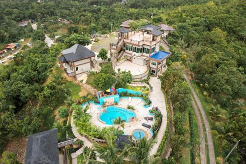 MS Mountain Cabin — 4-Star Luxury Hotel in Loboc, Philippines
