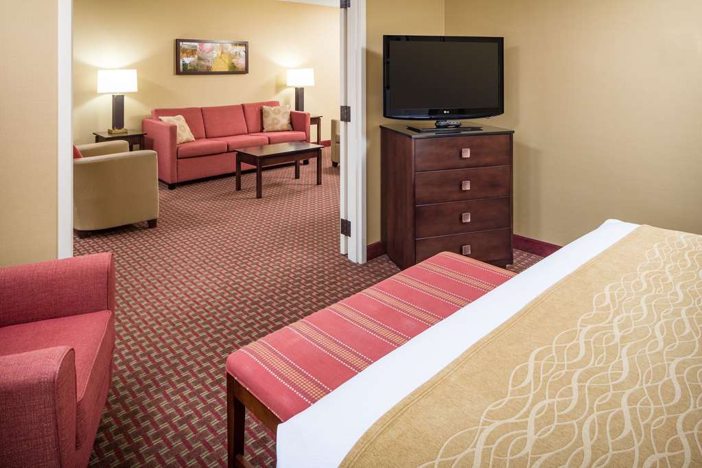 Comfort Inn & Suites Near Burke Mountain - photo 26