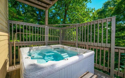 Coppertop View - last minute hotel in Gatlinburg