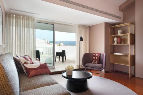 Nº150 Apartment Triplex with Suites and Terrace — 4-Star Luxury Hotel in Braga, Portugal