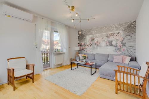 Apartament Kwiatowy Krynica Zdrój — 4-Star Luxury Hotel in Krynica-Zdroj, Poland