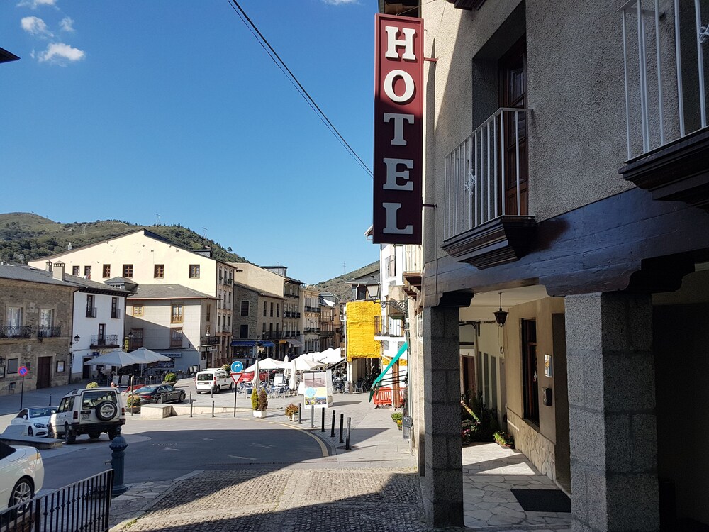 Hotel San Francisco — hotel in Villafranca Del Bierzo