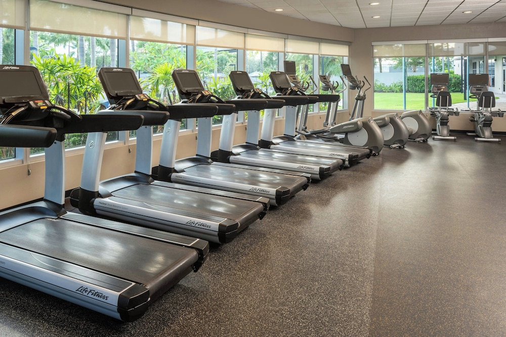 Courtyard by Marriott Miami Airport - photo 23