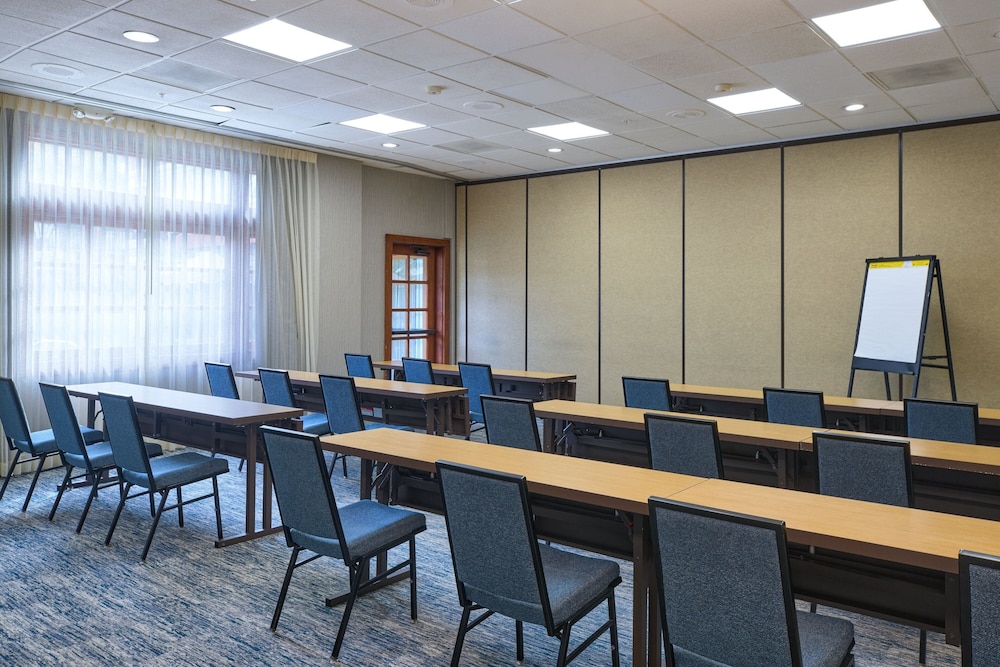 Courtyard by Marriott Old Town - photo 47
