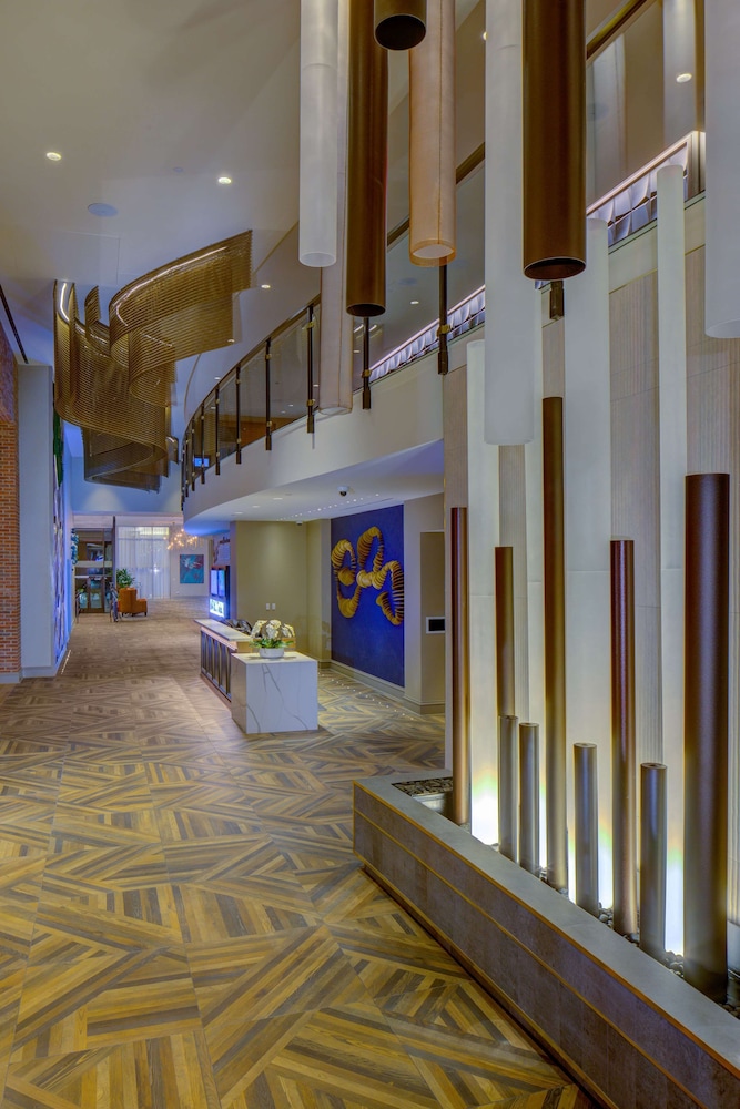 Embassy Suites by Hilton Virginia Beach Oceanfront Resort - photo 11