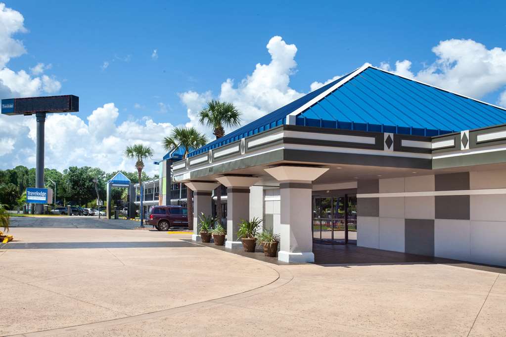 Travelodge by Wyndham Deltona - photo 2