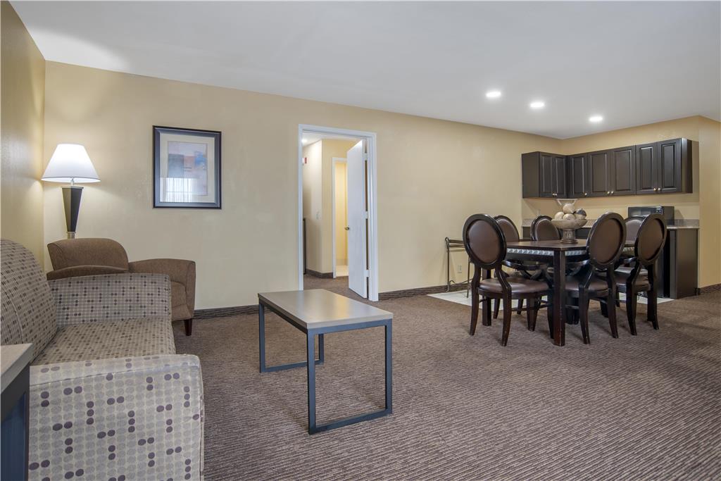 Best Western Plus Bessemer Hotel & Suites - photo 26