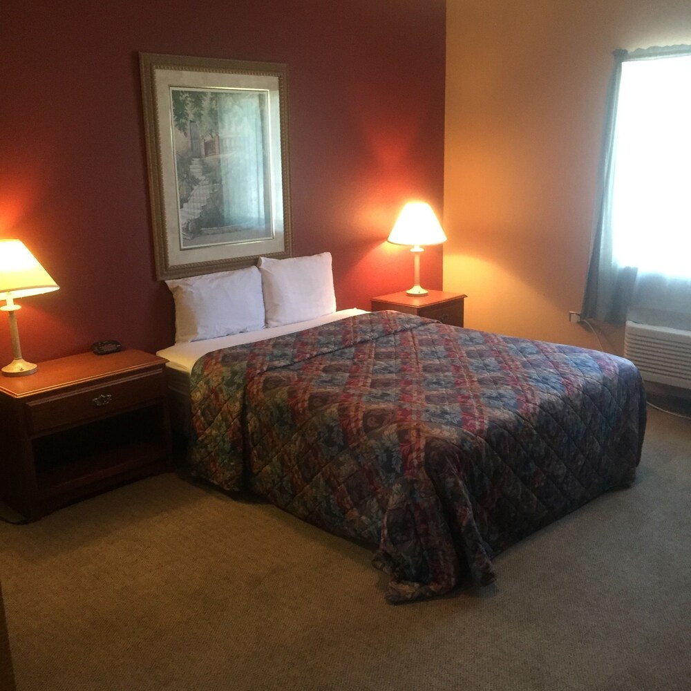 The Sterling Hotel and Extended Stay - photo 6