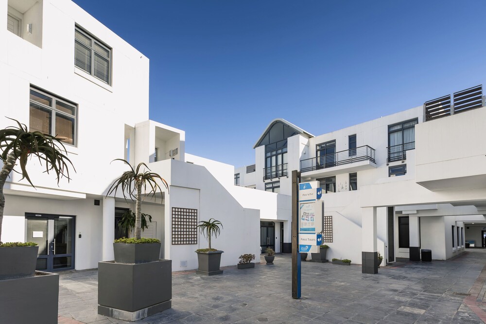 Eden On The Bay 148 — 4-Star Luxury Hotel in Cape Town, South Africa