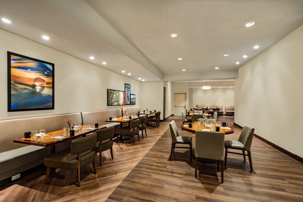 Holiday Inn & Suites Pittsfield Berkshires by IHG - photo 35