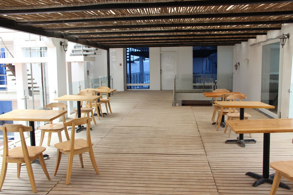 Hotel City Plaza Salinas in Salinas, Ecuador